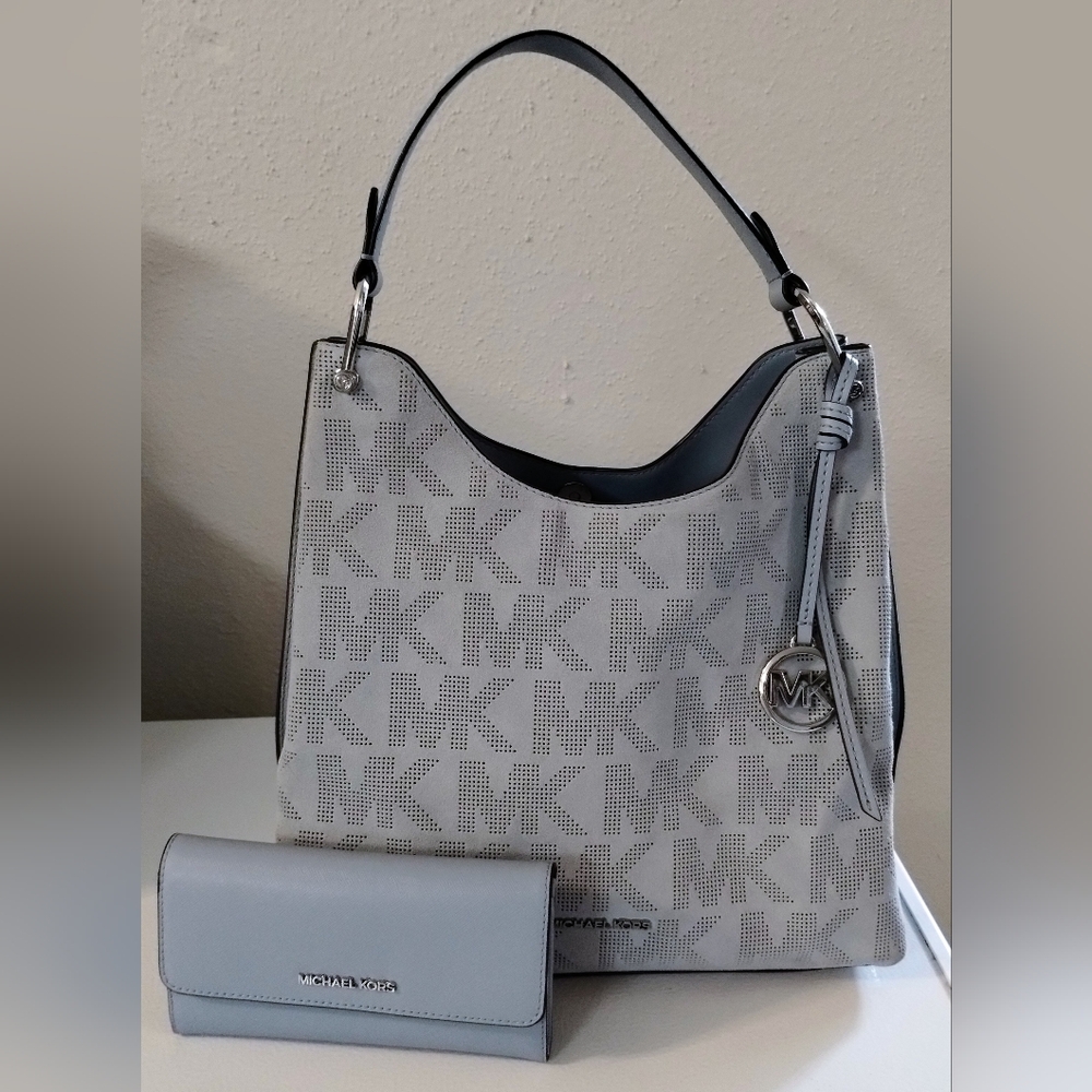 Michael Kors Shoulder Bag With Michael Kors Wallet - Picture 7 of 12